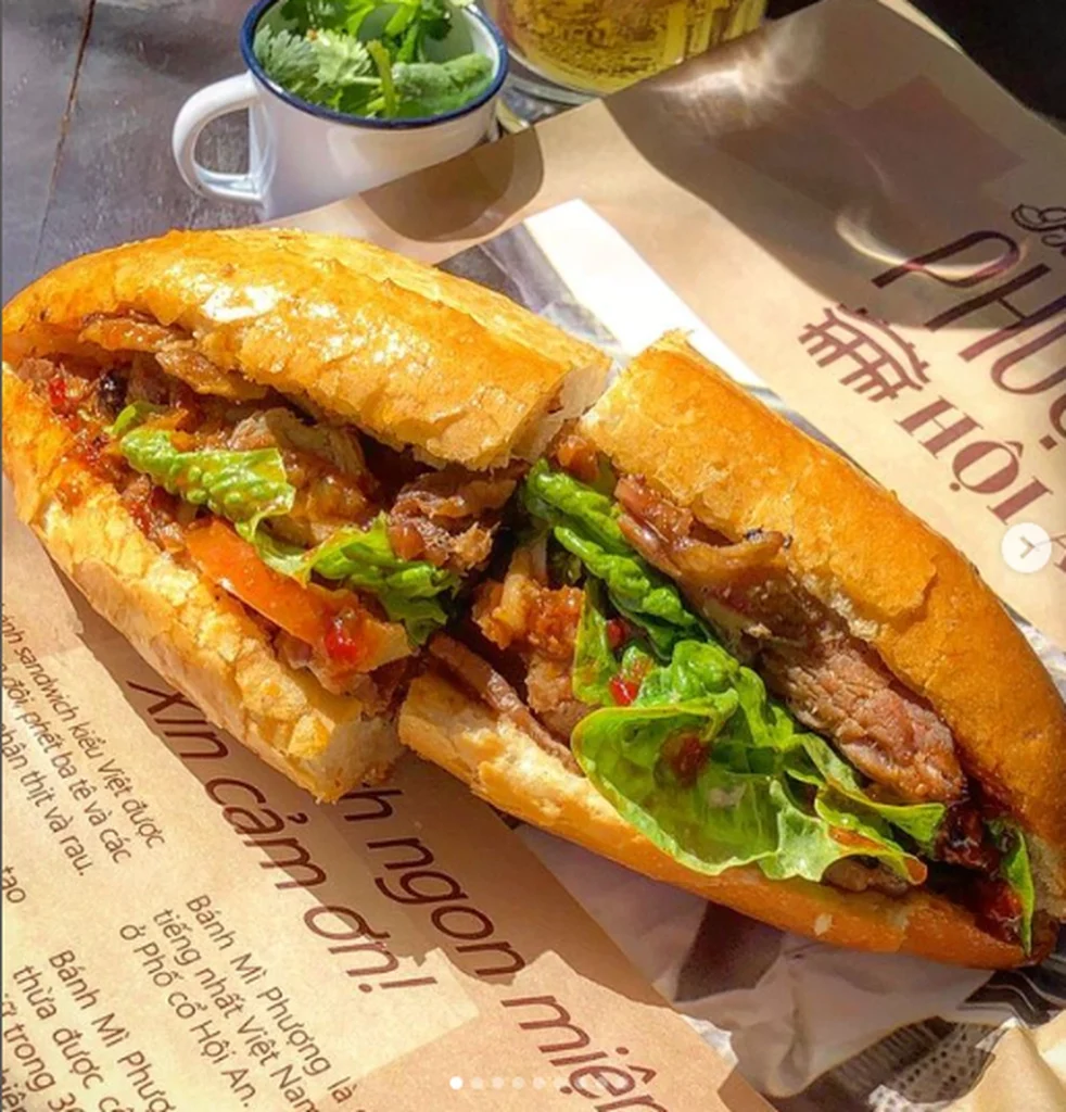 dac diem banh mi trang