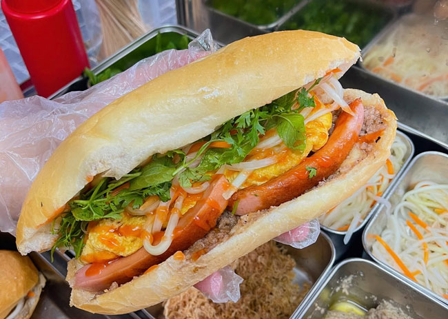 dia-chi-banh-mi-hoang-lam