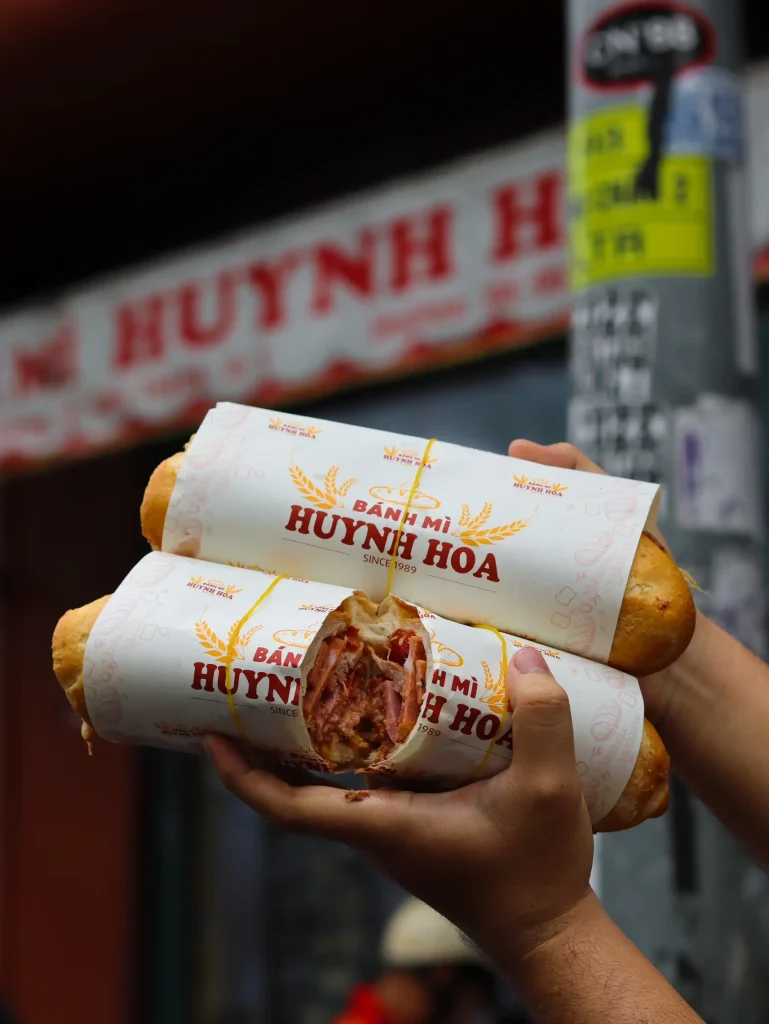 nguyen lieu banh mi huynh hoa