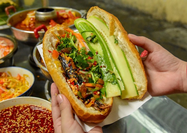 tiem banh mi hoang lam