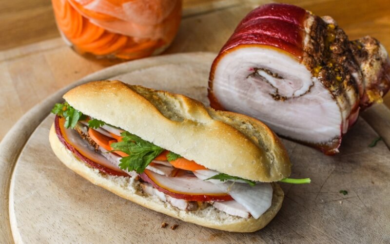 banh mi thit co beo khong