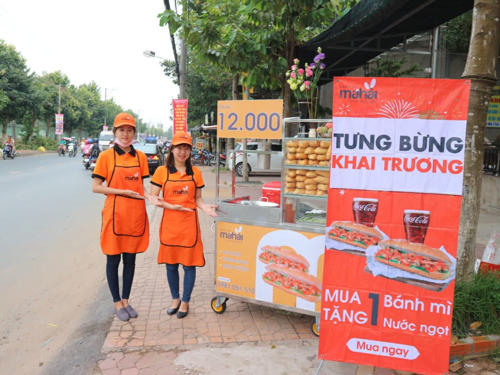 bán xe bánh mì chả cá