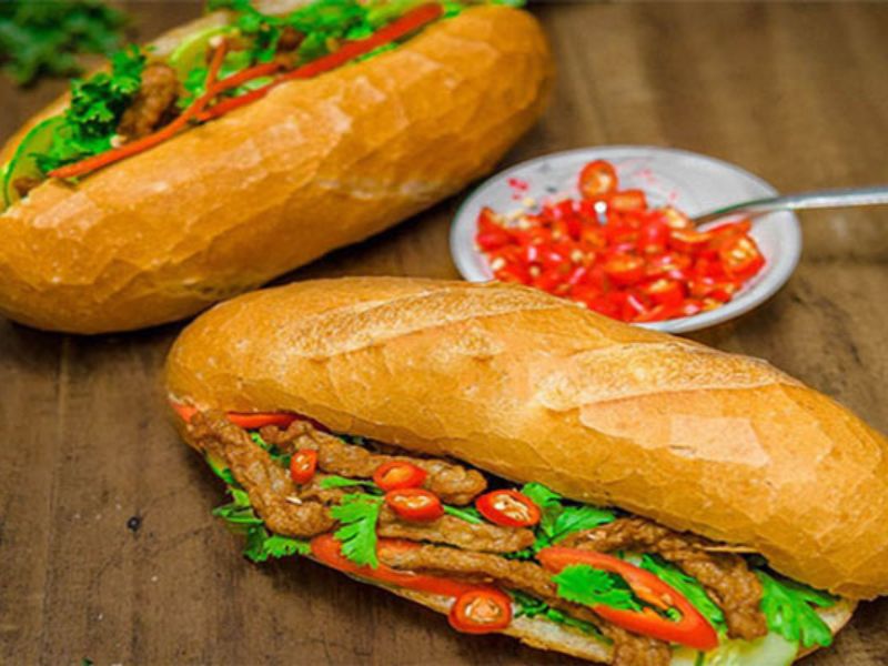 lợi ích bánh mì heo quay