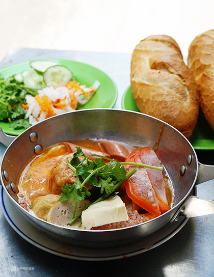 Sốt Bánh Mì Chảo Đặc Biệt