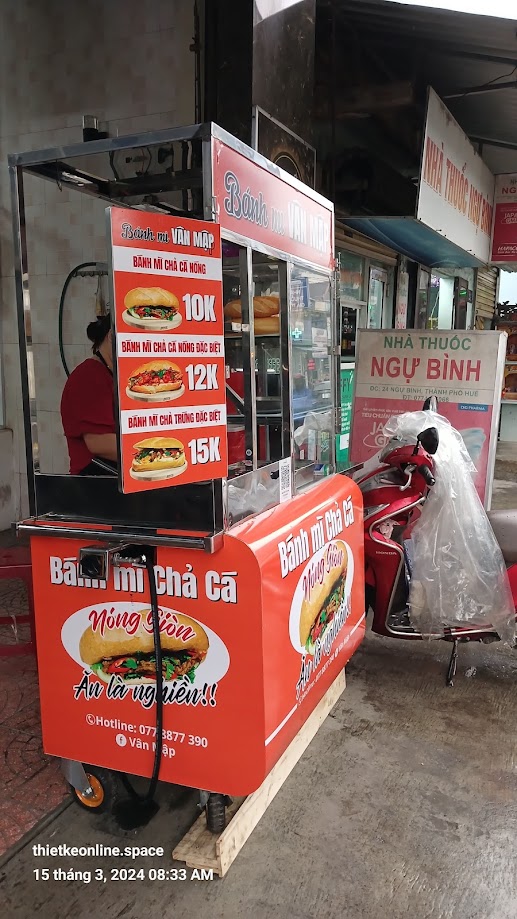 Xe Bánh Mì Chả Cá – Khám Phá Hành Trình Đằng Sau Những Chiếc Xe Ẩm Thực Đường Phố